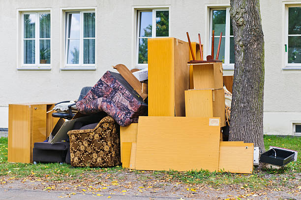 Best Yard Waste Removal  in Emerald Lakes, PA